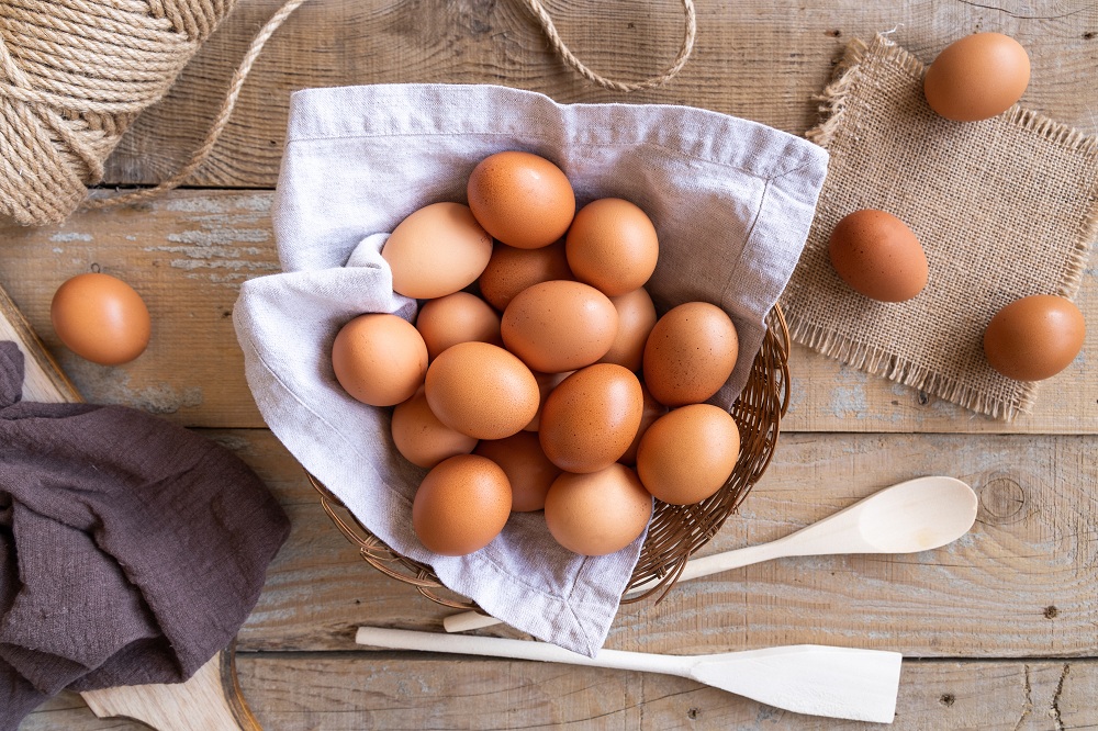 Jajka w gastronomii – jak ich używać, dbając o bezpieczeństwo?