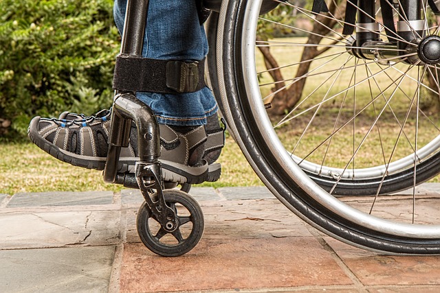 Jak dobrać wózek inwalidzki dla dzieci